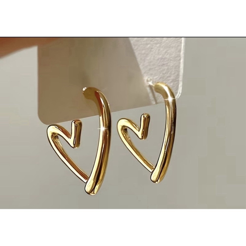 Notched Heart Earrings Set] NEW 2pcs Set - Notched Heart Earrings - High-Qualit